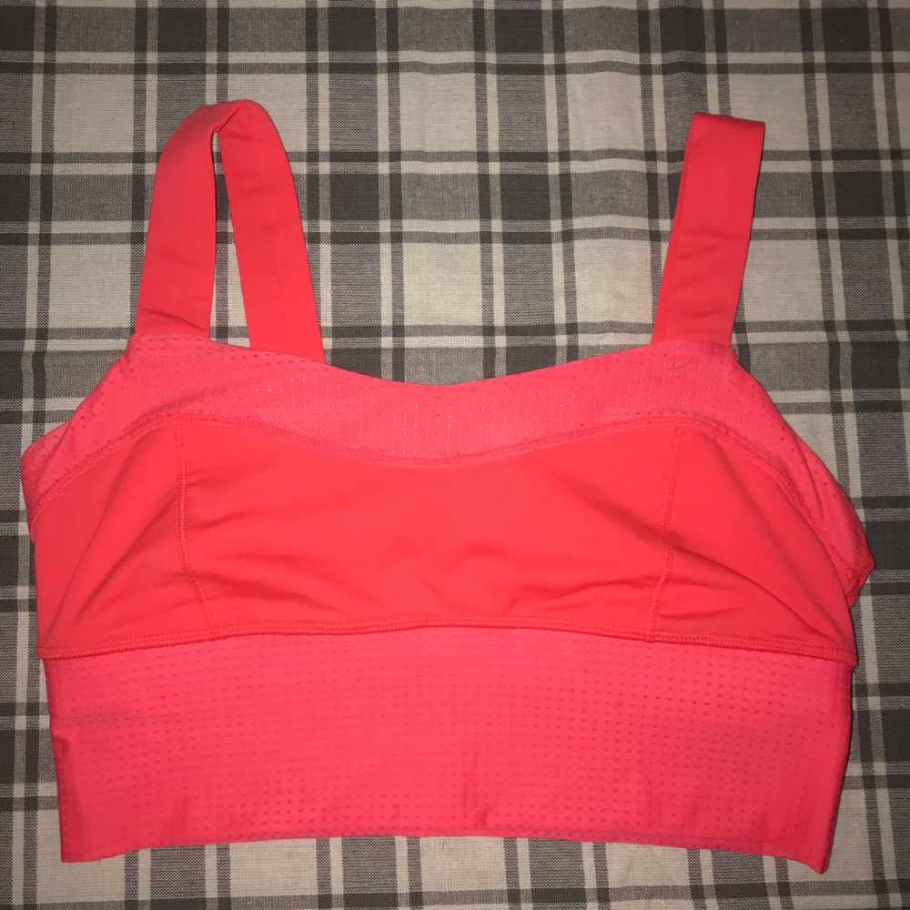 Lululemon coral sport bra